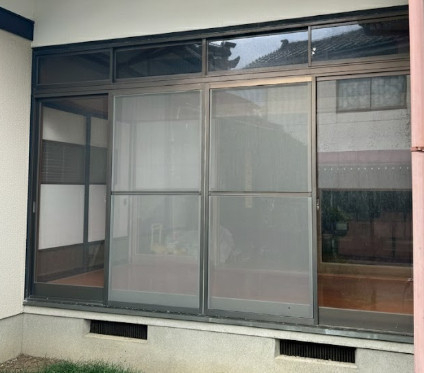 石川住器の✨サッシ入替（カバー工法）✨の施工前の写真1