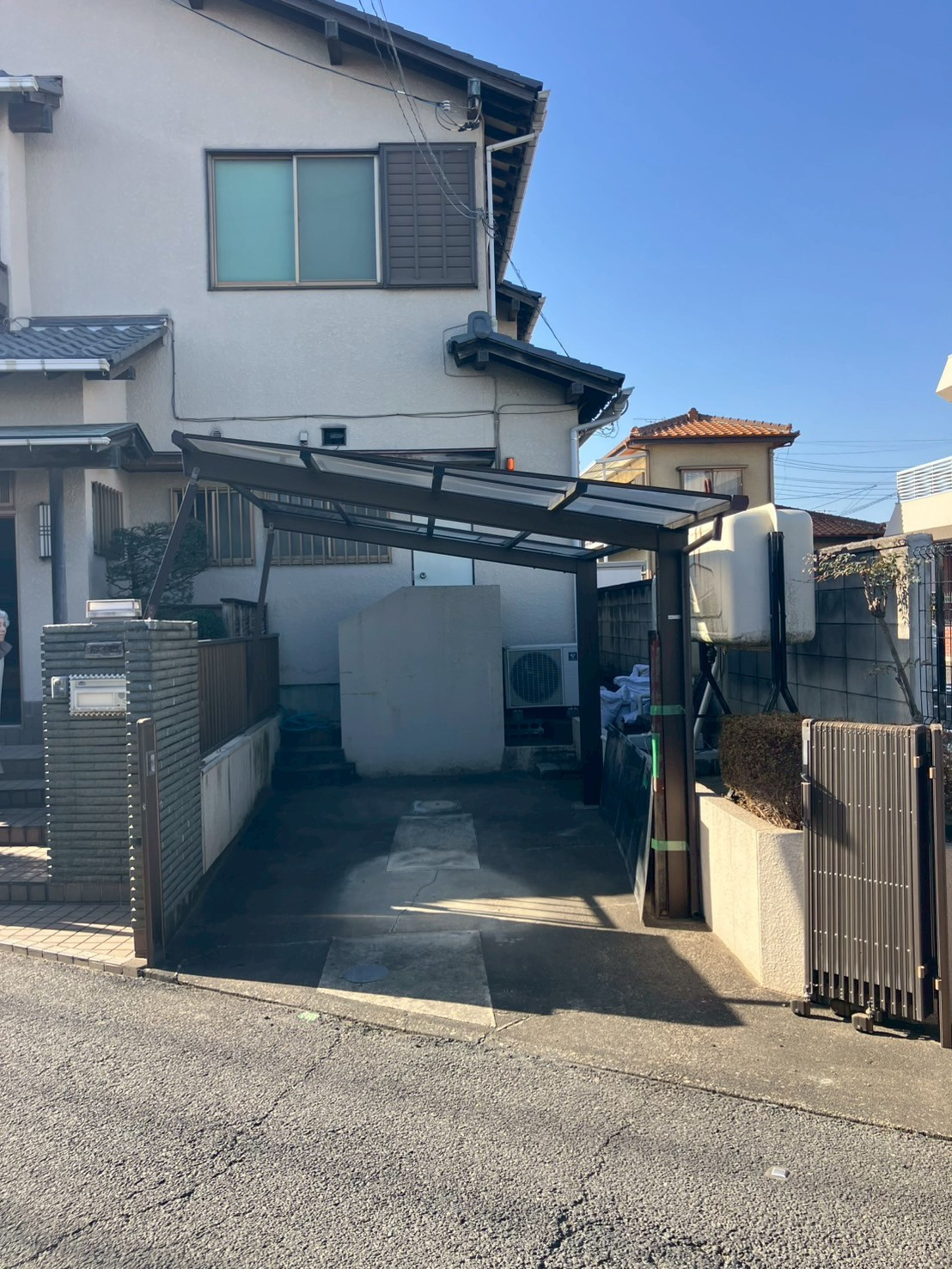 エコプロのカーポート解体依頼受付中◎【東大和市】の施工前の写真1