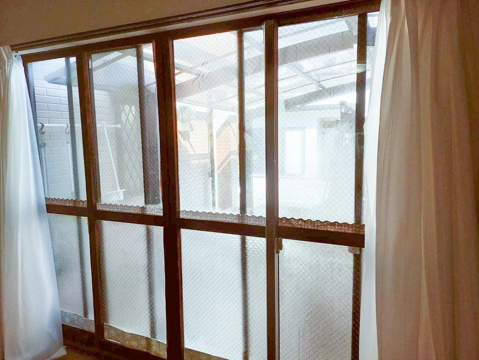 窓の達人！アーキサプライの内窓で夏も冬も快適な暮らしをの施工前の写真1
