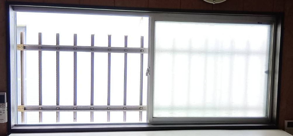 大成トーヨー住器のインプラス|二重窓|内窓|補助金|平塚市の施工前の写真1