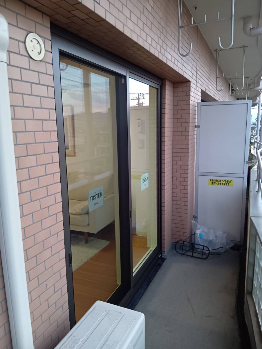 大成トーヨー住器のリプラス｜取替窓｜窓交換リフォーム｜カバー工法｜補助金｜断熱対策の施工後の写真1