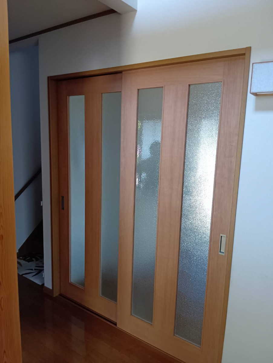 大成トーヨー住器の室内建具本体交換|メンテナンス用室内建具|小田原市|LIXIL建具交換の施工後の写真1