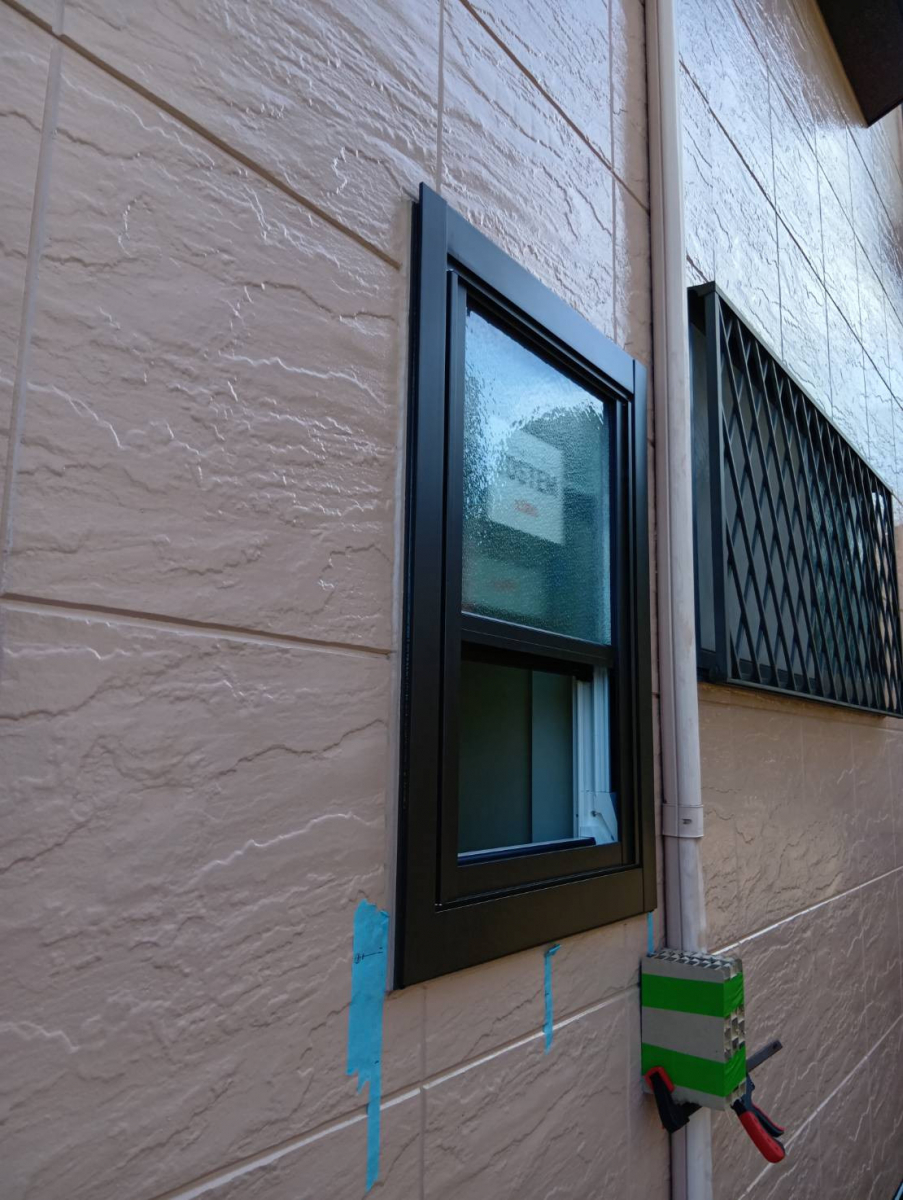 大成トーヨー住器の外窓交換｜リプラス｜壊さないリフォーム｜カバー工法｜１ＤＡＹリフォーム｜小田原市の施工後の写真2