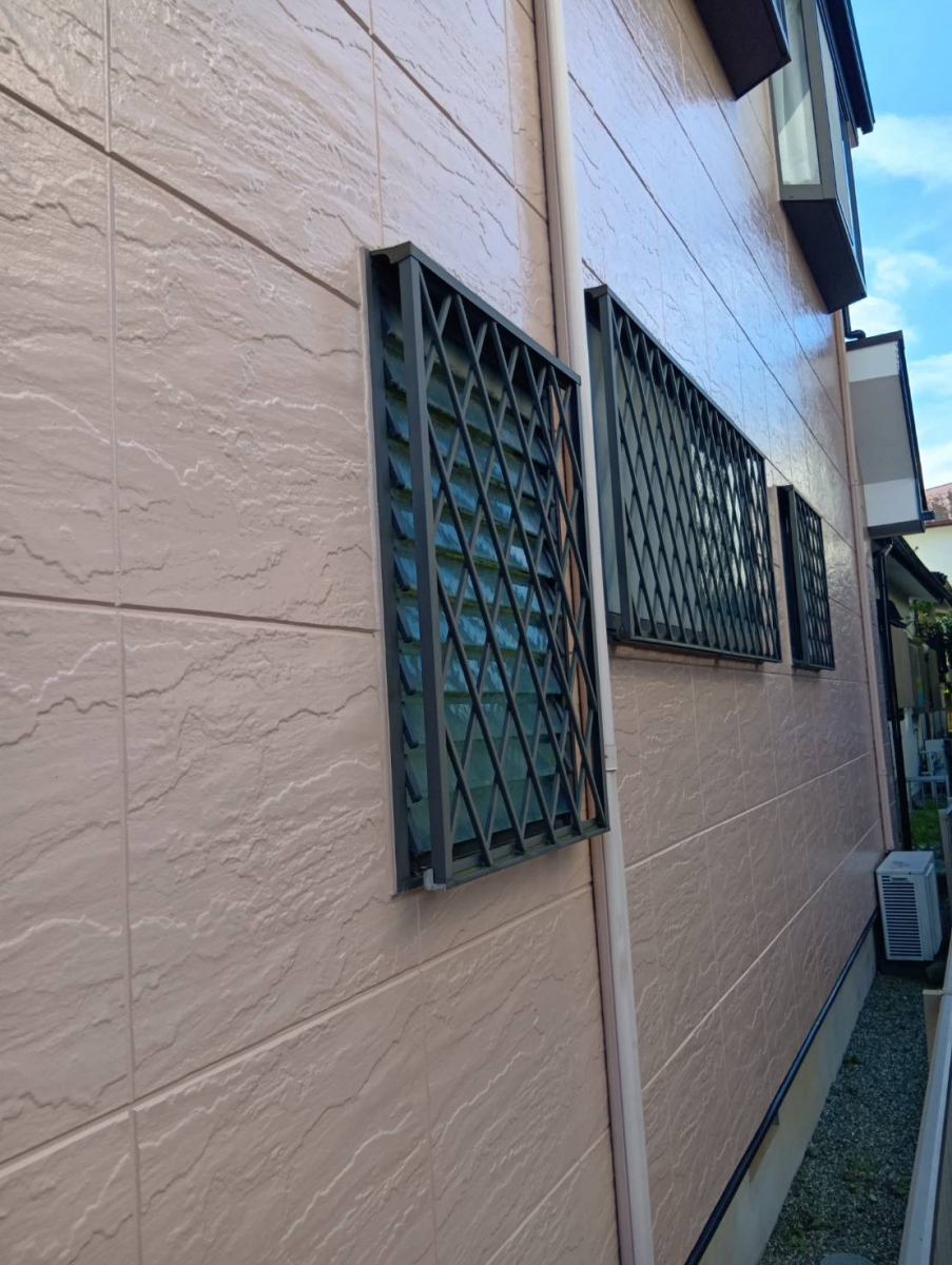 大成トーヨー住器の外窓交換｜リプラス｜壊さないリフォーム｜カバー工法｜１ＤＡＹリフォーム｜小田原市の施工前の写真2