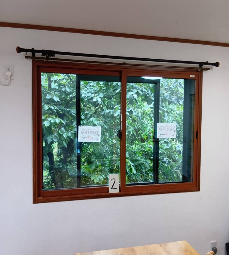 大成トーヨー住器の内窓取付｜インプラス｜小田原市｜補助金｜壊さないリフォーム｜断熱｜光熱費削減の施工後の写真1