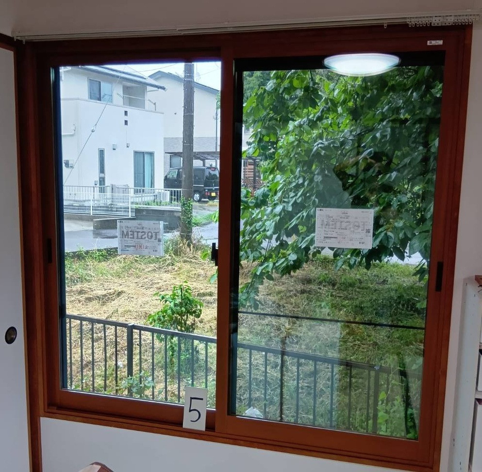 大成トーヨー住器の内窓｜インプラス｜1日リフォーム｜断熱効果｜光熱費削減｜小田原市の施工後の写真1