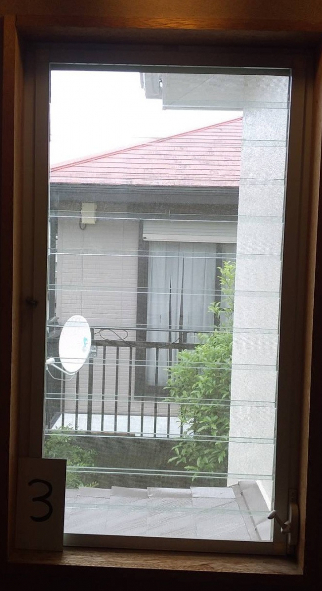 大成トーヨー住器の外窓交換、リプラス、窓リフォーム、お困りごと解消の施工前の写真1
