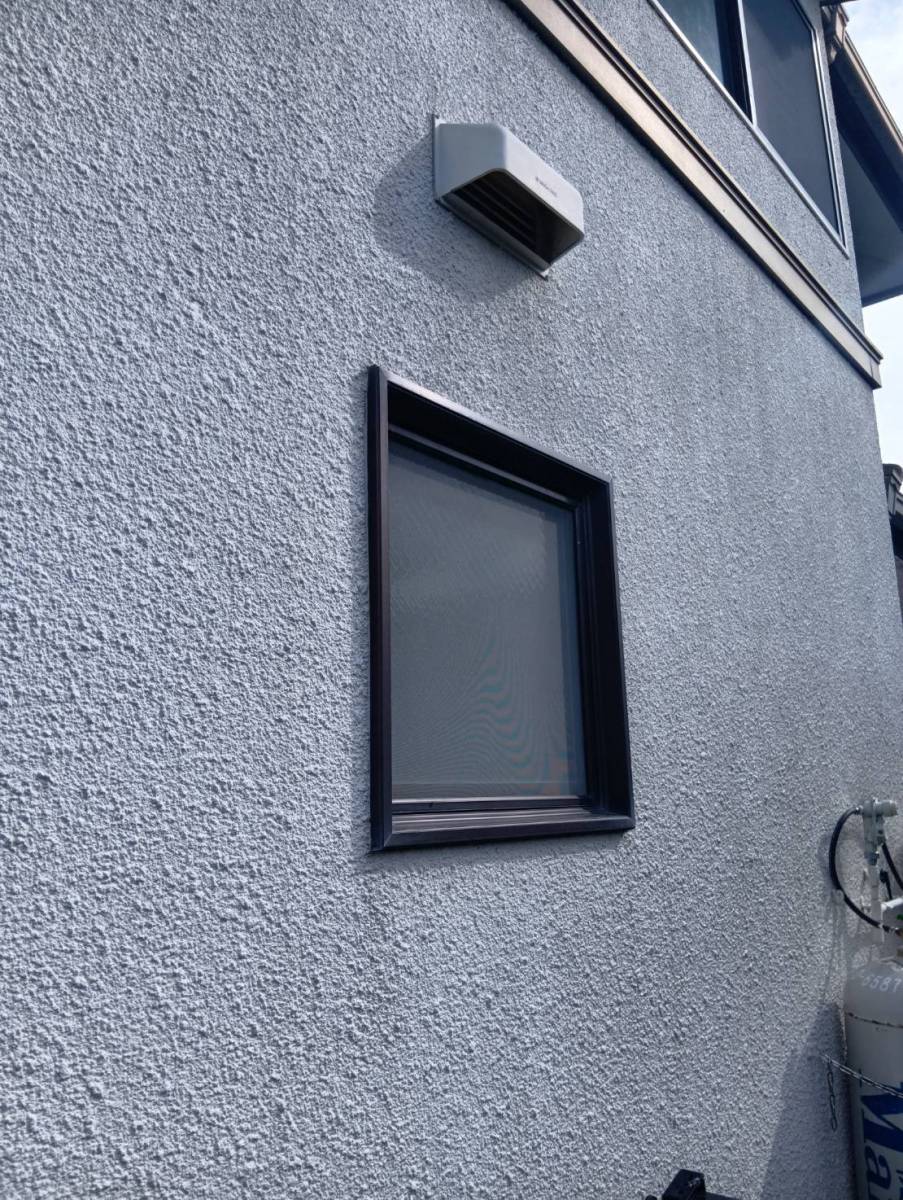 大成トーヨー住器のリフォーム｜面格子｜入る隙なし｜防犯対策｜小田原市の施工前の写真1