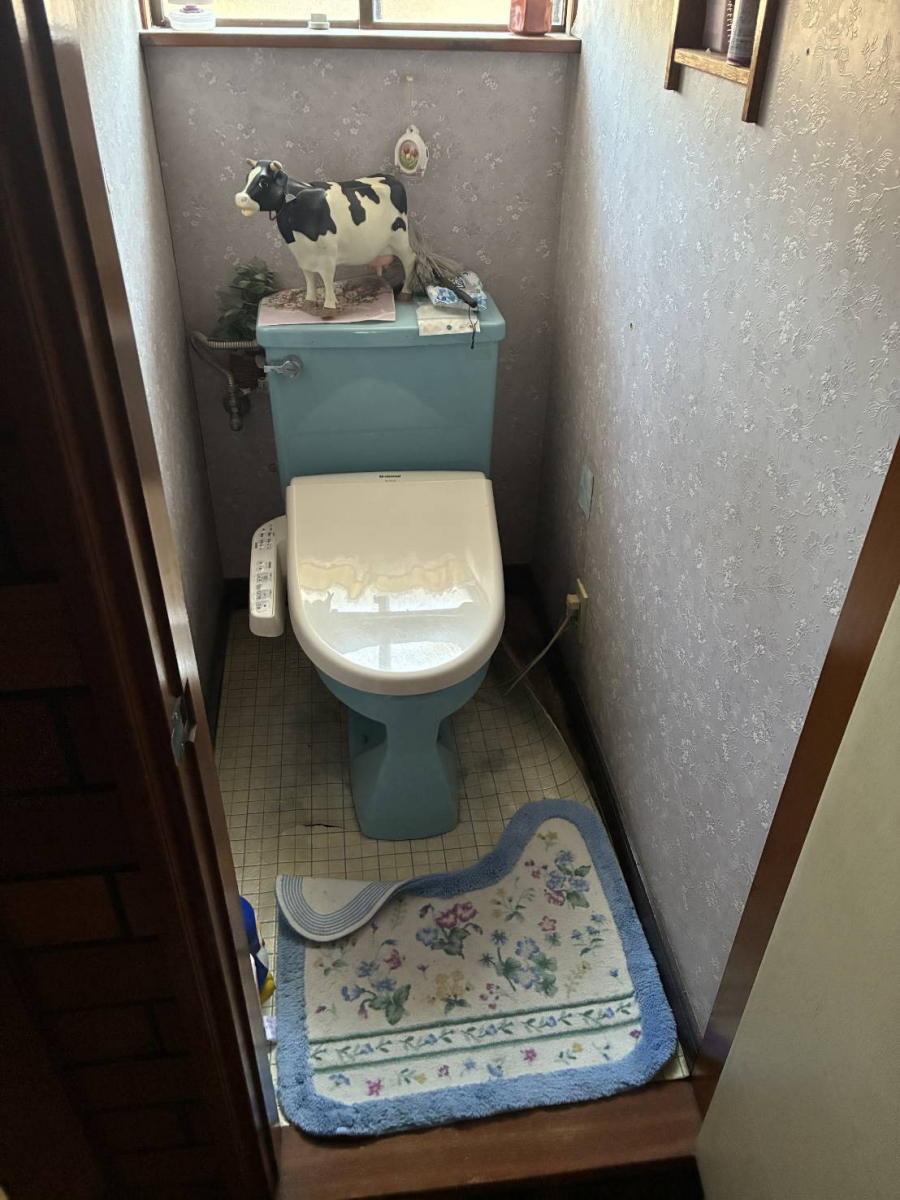 大成トーヨー住器のトイレ改修工事｜トイレリフォーム｜節水｜海老名市｜小田原市の施工前の写真1