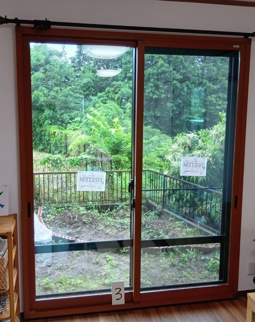 大成トーヨー住器の内窓｜インプラス｜リフォーム｜断熱｜防犯｜光熱費削減｜小田原市の施工後の写真1