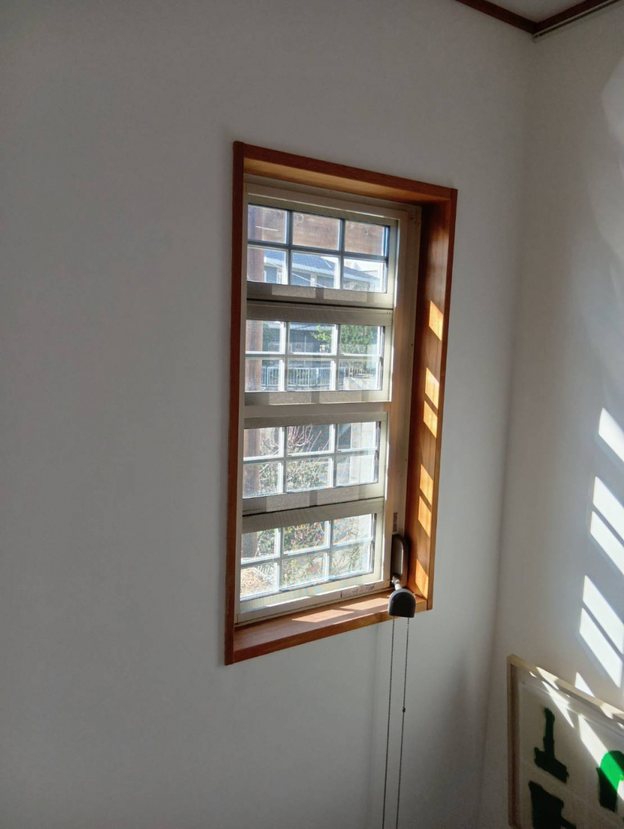 大成トーヨー住器の外窓交換｜リプラス｜断熱リフォーム｜光熱費削減｜大型補助金｜小田原市の施工前の写真2