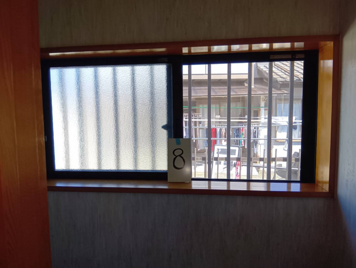 大成トーヨー住器のインプラス｜二重窓｜内窓｜補助金｜小田原市の施工前の写真1