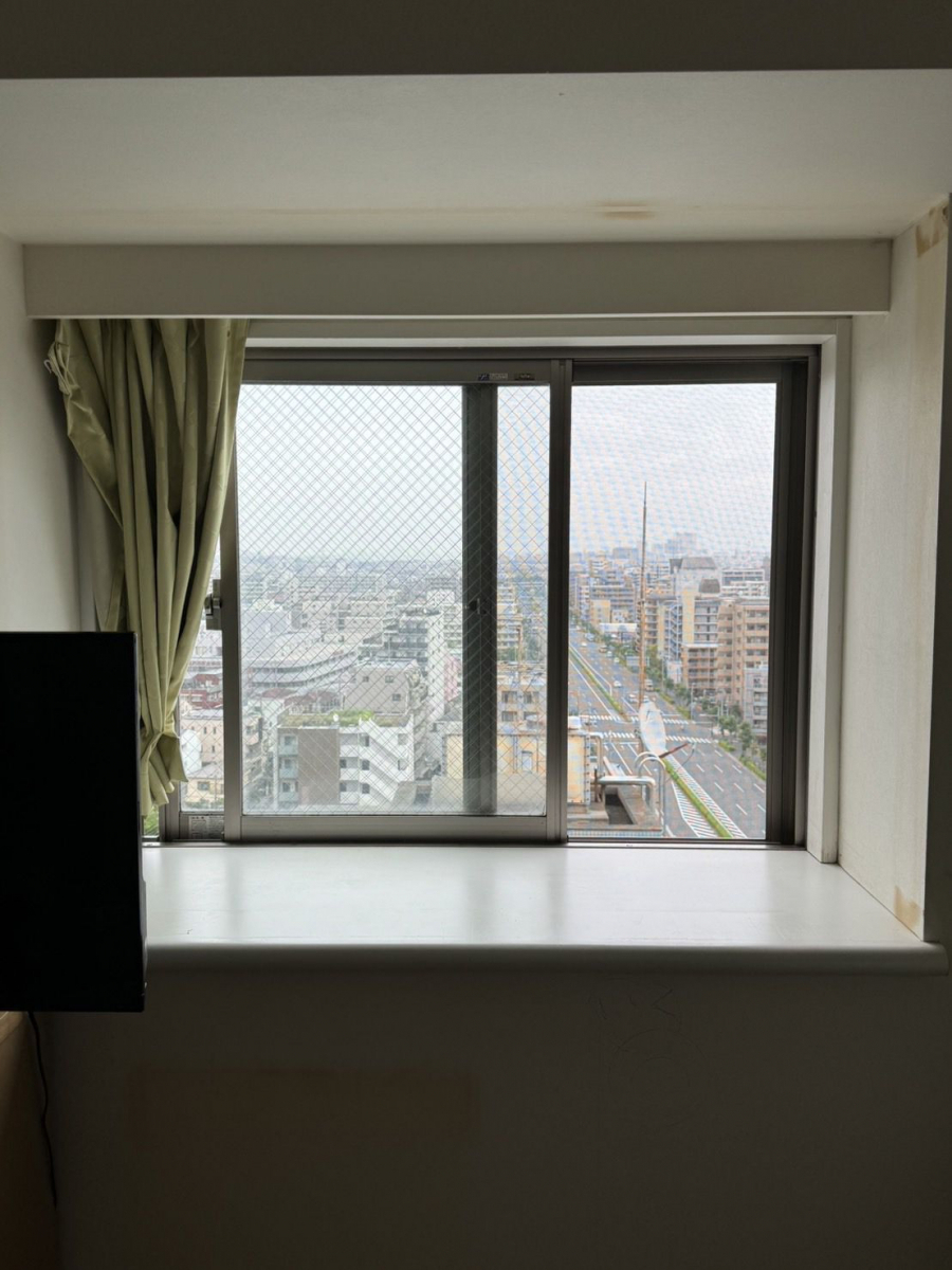 そうぶwindow&doorの【江戸川区】開閉しないFIX窓に内窓インプラスを取付してきました(*^^*)の施工前の写真1