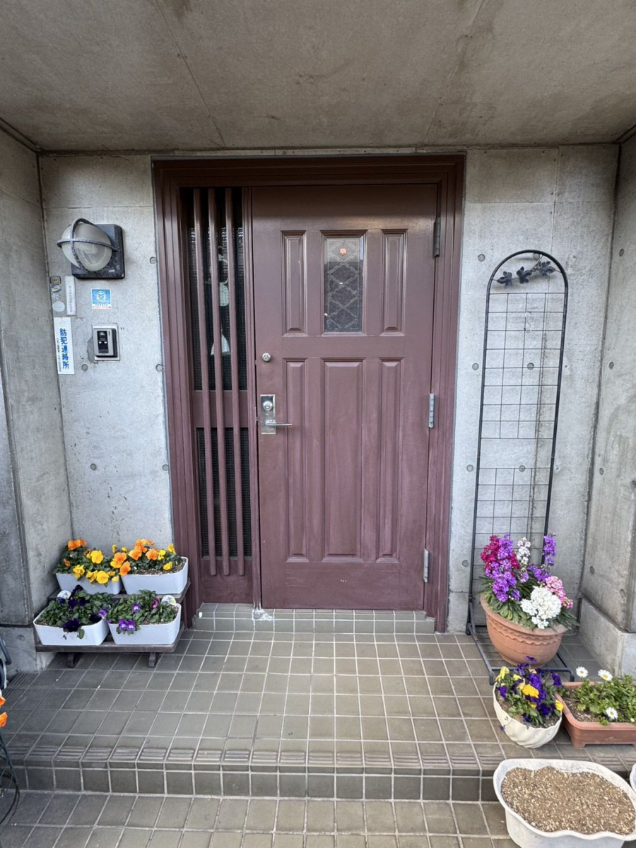 そうぶwindow&doorの【江戸川区】補助金を使って断熱&防犯対策ができる玄関ドアへ!!の施工前の写真1
