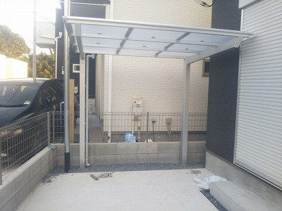 そうぶwindow&doorの【東京都】駐輪場の屋根を設置してもっと快適に✨の施工後の写真1
