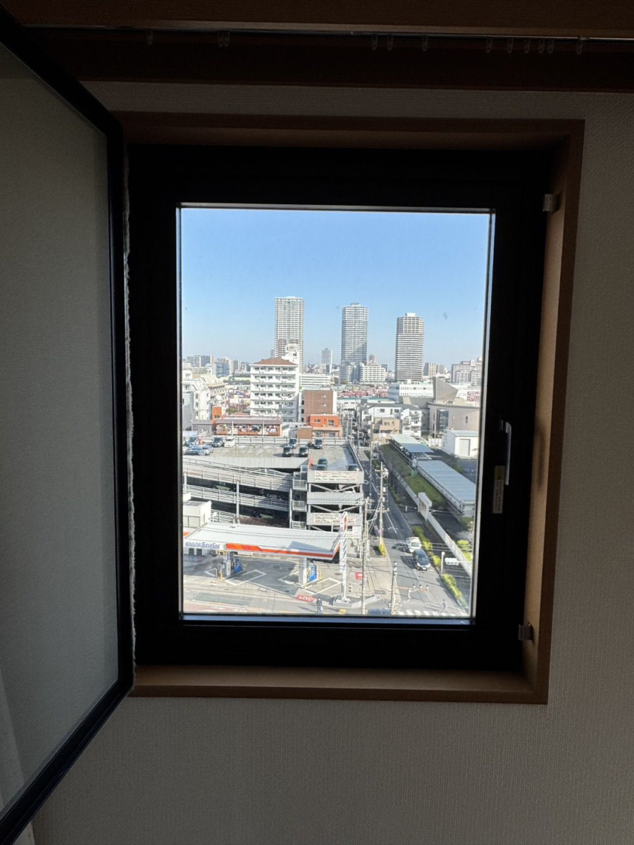 そうぶwindow&doorの【台東区】内窓を設置して自分好みのお部屋に(^^)/の施工前の写真2