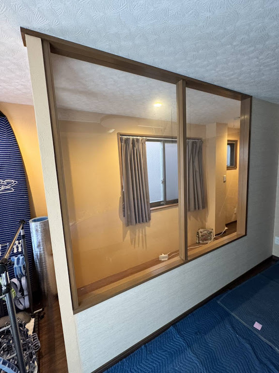 そうぶwindow&doorの【江東区】部屋の窓を簡単にお掃除したい😊「開かないガラスを、開く安心に。」の施工前の写真1