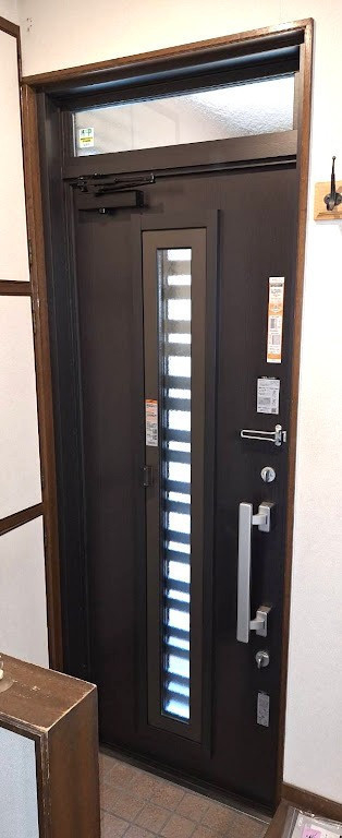 そうぶwindow&doorの【江東区】玄関ドア交換してきました🚪玄関が変わると、帰るのが嬉しくなる🌟の施工後の写真2