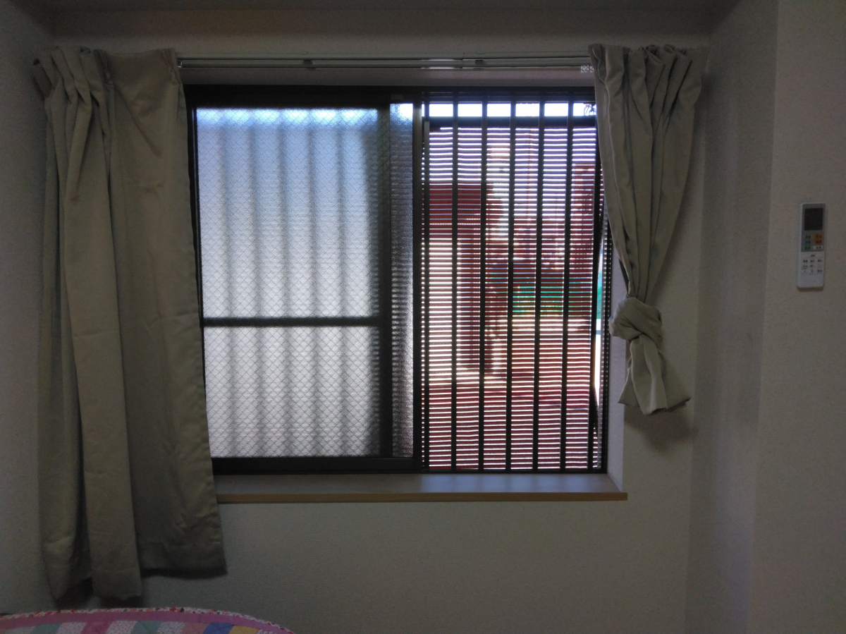 小島硝子の高齢のご両親の自宅に内窓設置工事で断熱リフォーム❣の施工前の写真3