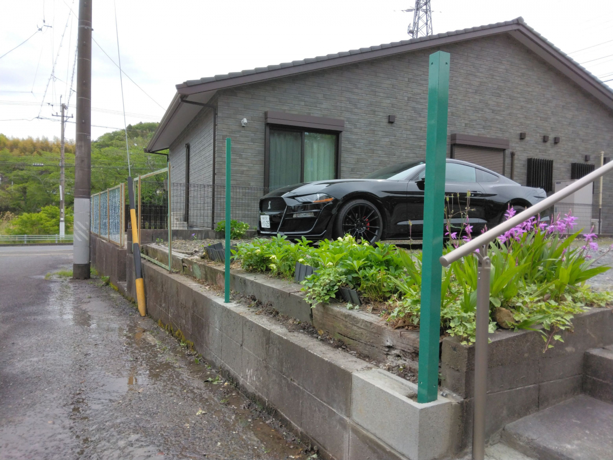小島硝子の自動車事故によるネットフェンス交換工事。の施工後の写真3