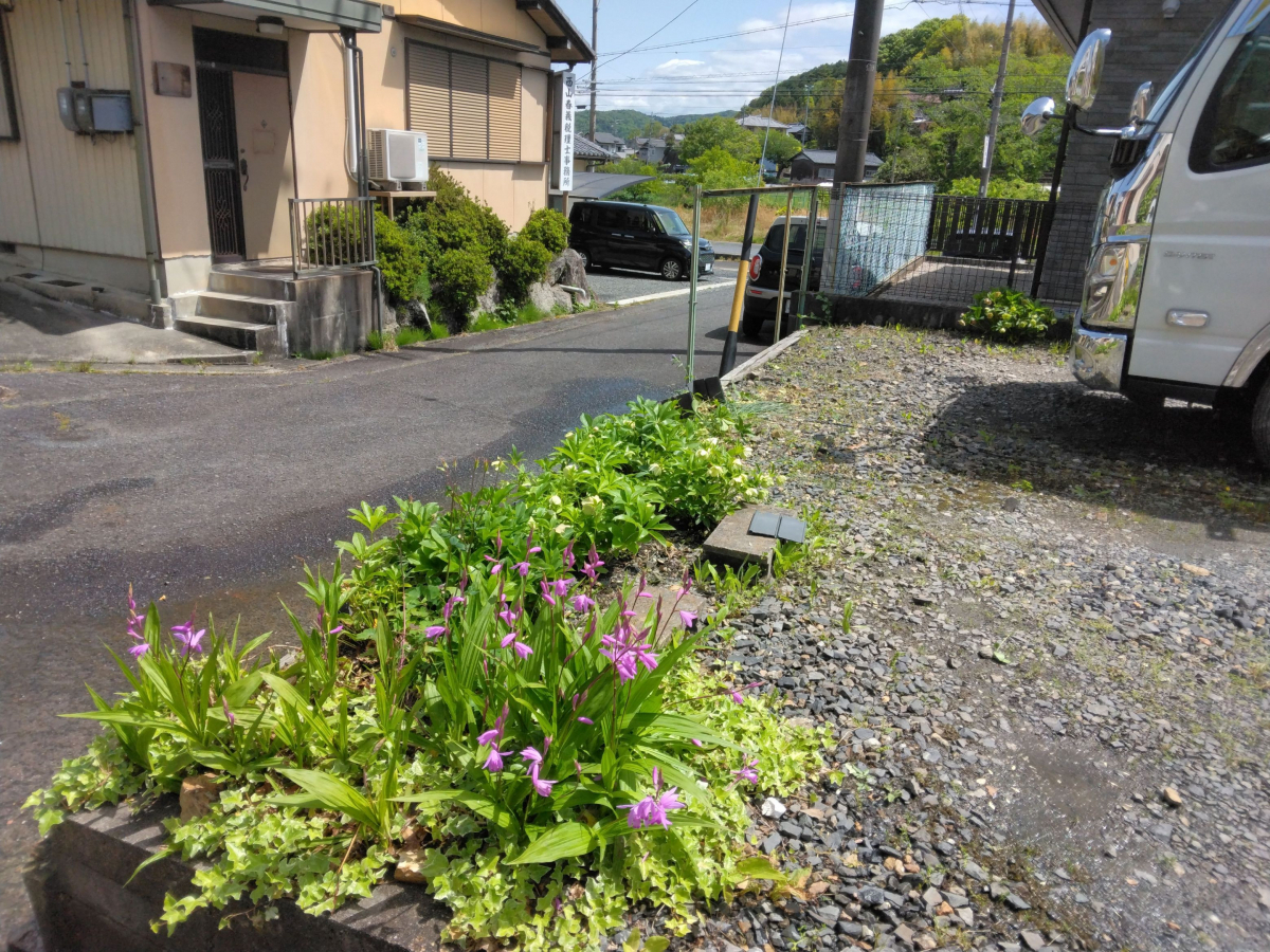 小島硝子の自動車事故によるネットフェンス交換工事。の施工前の写真2