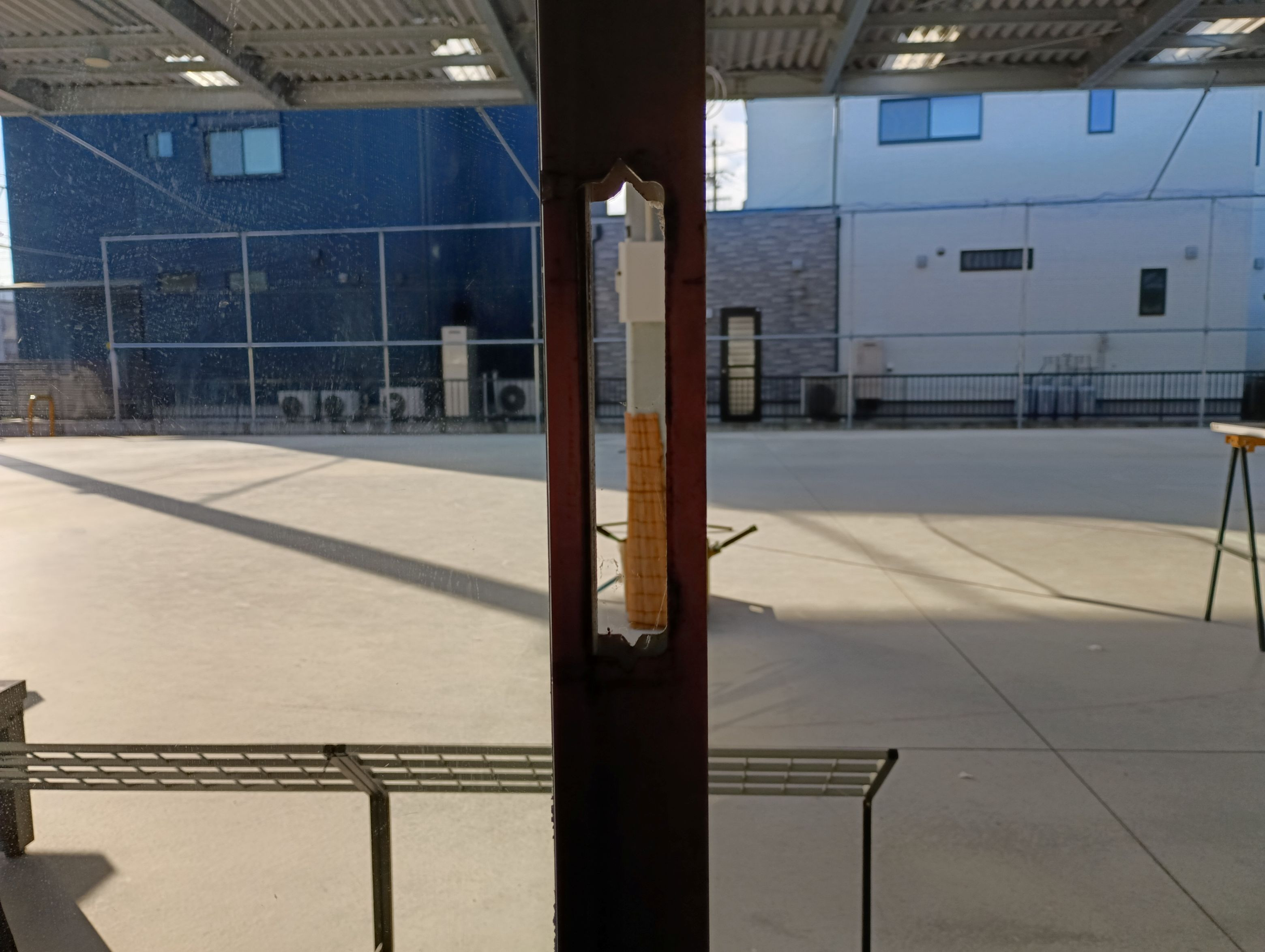 小島硝子の施錠がしずらい鍵を交換。の施工前の写真2