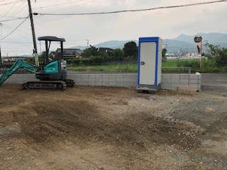 江﨑の【出水市】新築現場にフェンス取付の施工前の写真1