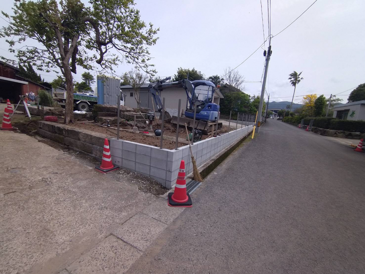 江﨑の【出水市】新築現場にフェンスを取付しましたの施工前の写真1