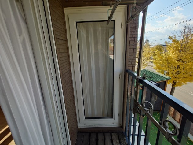 植田アルミガラス工業の外窓工事の施工前の写真1