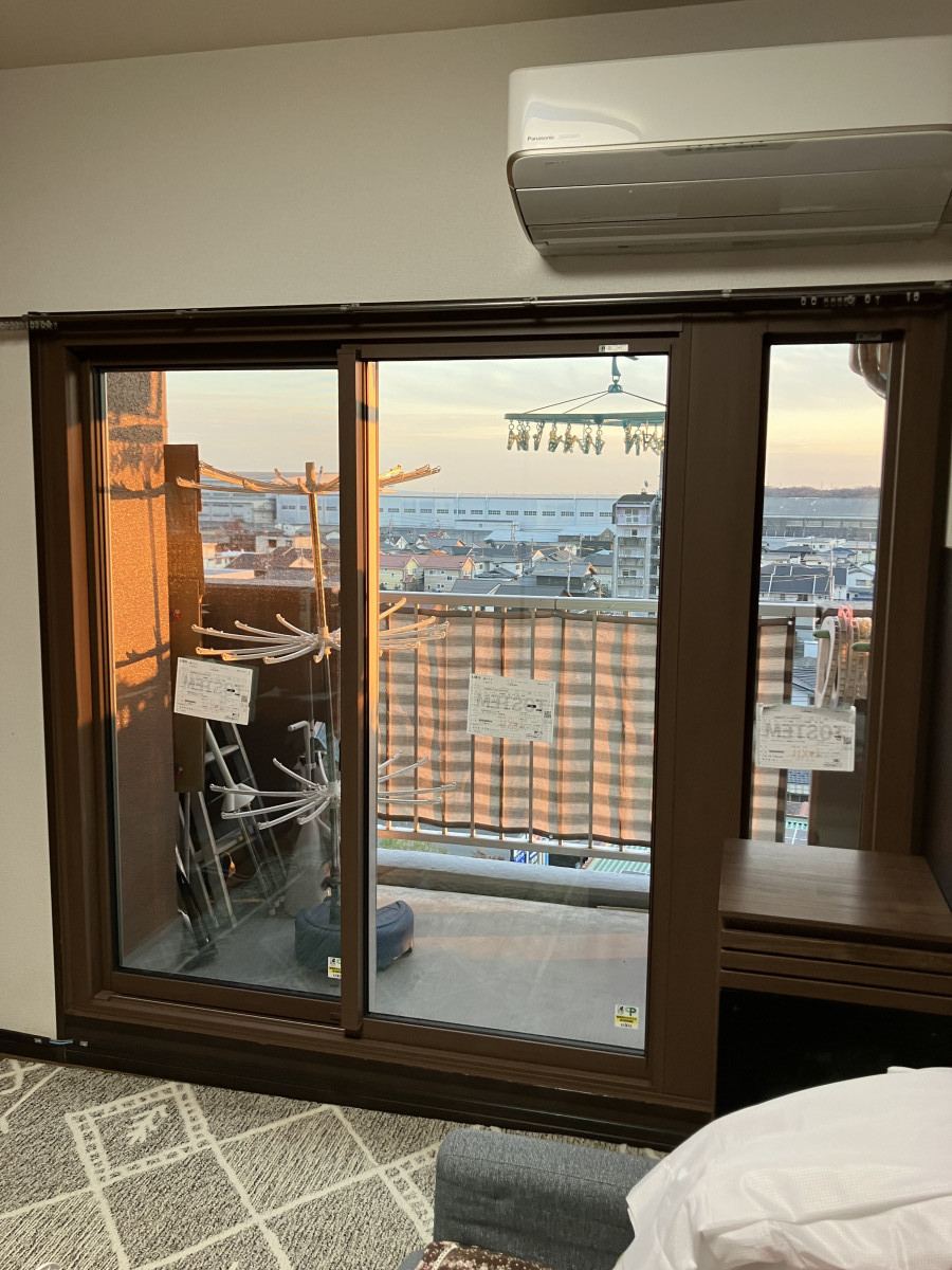 大平ガラスサッシ販売のマンション外窓交換の施工後の写真2