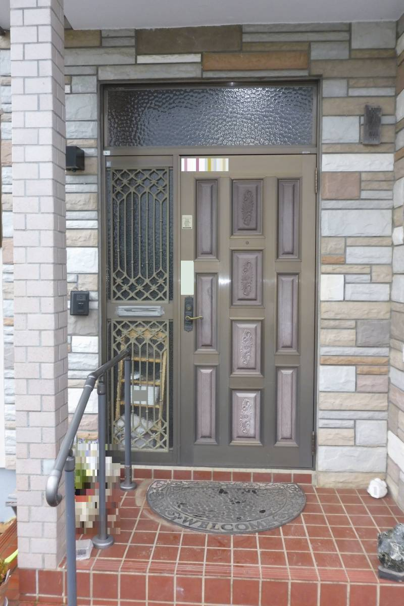 トカチトーヨー住器のリシェント玄関ドア工事【帯広市】の施工前の写真1