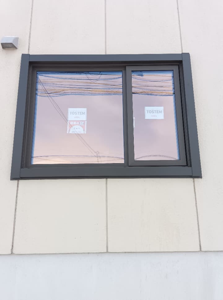 トカチトーヨー住器の窓リノベ事業の補助金を活用して外窓のリフォーム【帯広市】の施工後の写真1