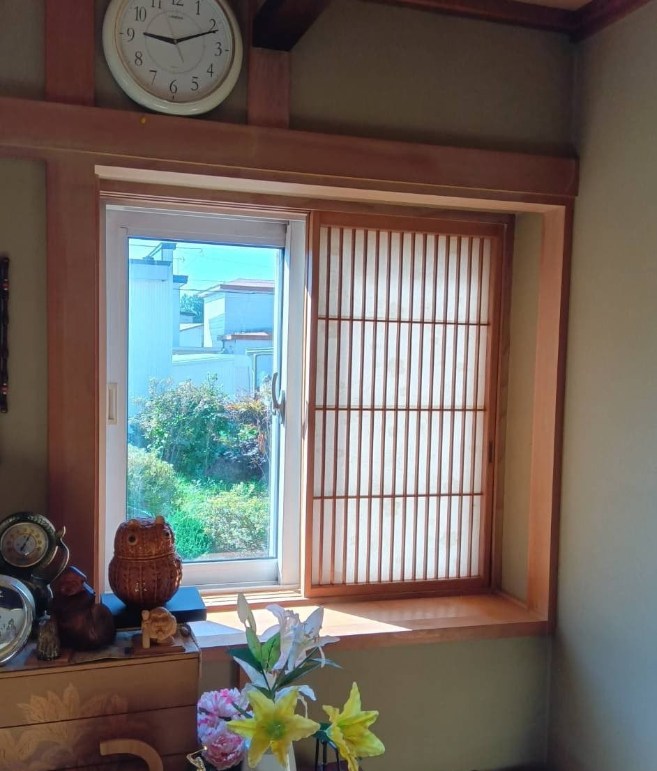 トカチトーヨー住器の【視線を遮る】型ガラスで実現する、安心と快適の内窓リフォーム【窓リノベ】の施工前の写真1