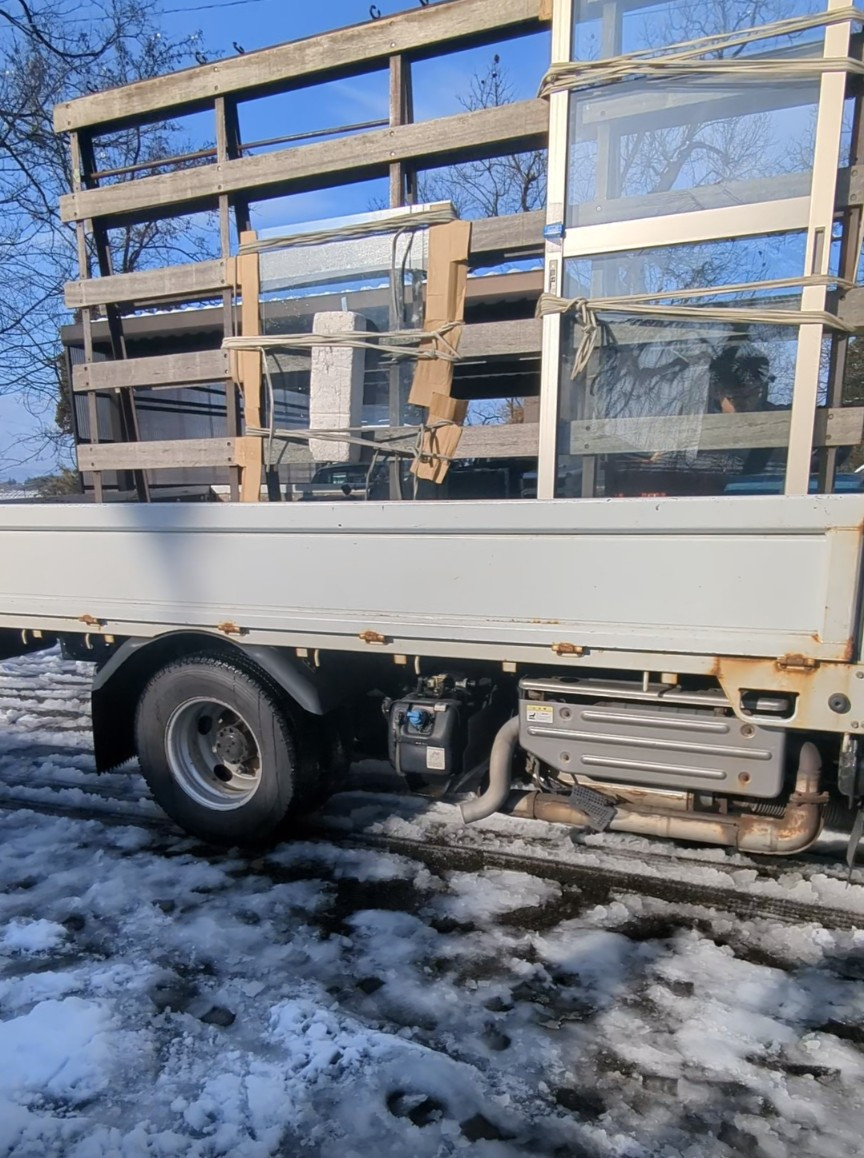 クリマの玄関の雪囲いはアルミへ変更で快適と安心の施工後の写真3