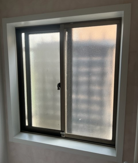 窓お助け隊ホリカワの浴室の窓が寒い施工事例写真1