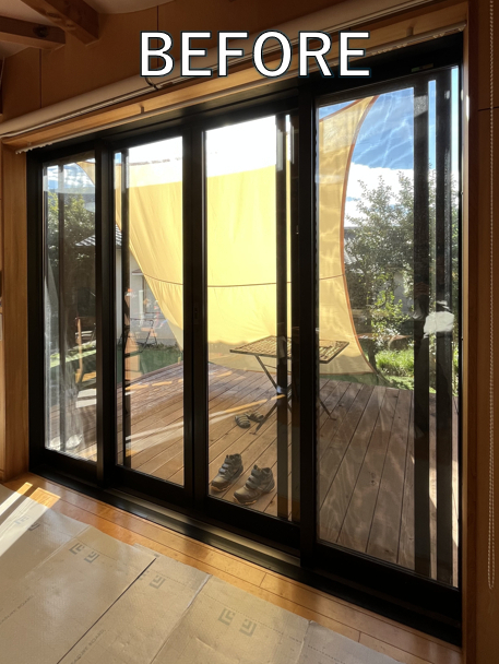 窓お助け隊ホリカワの【名古屋市守山区】リビングの大きな窓3ヶ所に内窓設置。の施工前の写真1