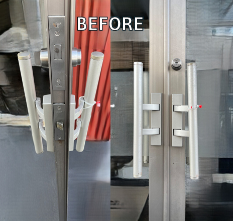 窓お助け隊ホリカワの【春日井市】出入口ドアのバーハンドル取替の施工前の写真1