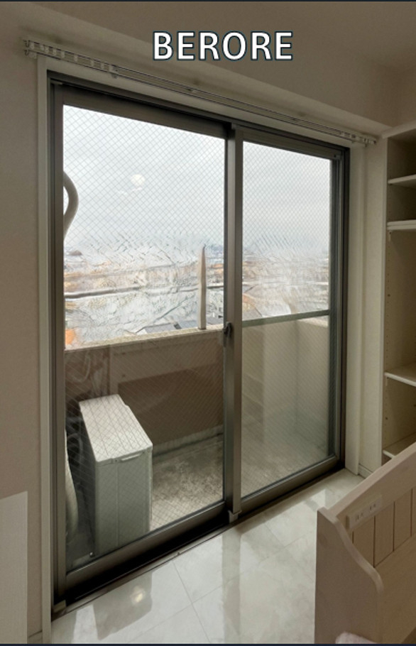 窓お助け隊ホリカワの【千種区】マンション高層階の寒さ・結露対策にインプラス設置｜築25年以上でも快適空間への施工前の写真1