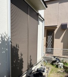 京都サッシセンターの雨戸パネル交換の施工後の写真3