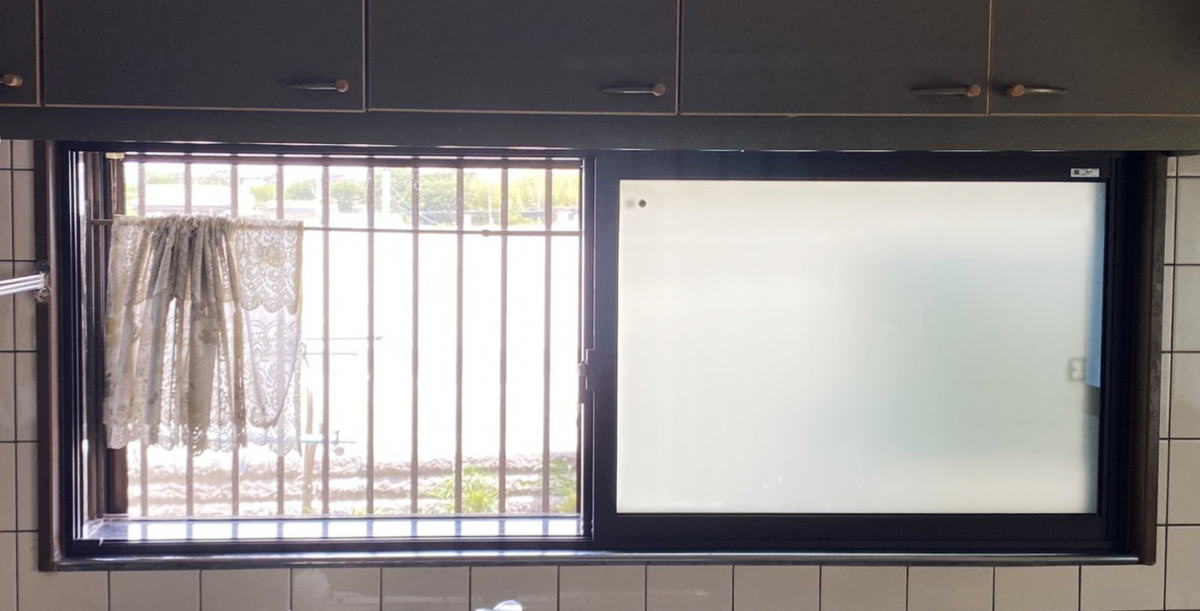ヤスオ疊店の神戸市西区　出窓に内窓設置で補助金使用の施工後の写真1