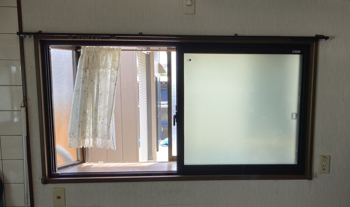ヤスオ疊店の神戸市西区　出窓に内窓設置で補助金使用の施工後の写真2