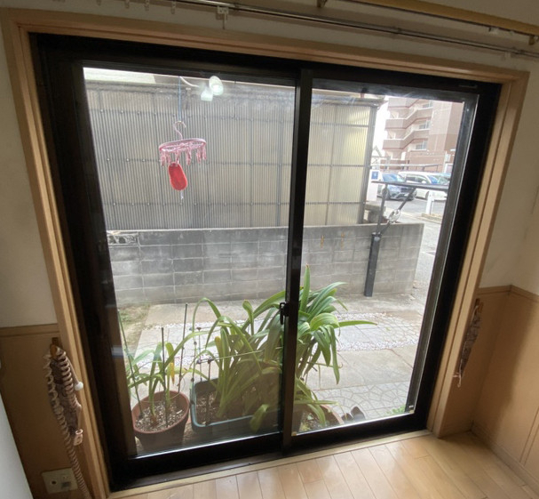 ヤスオ疊店の補助金活用で快適に｜SSグレード内窓施工事例の施工前の写真1