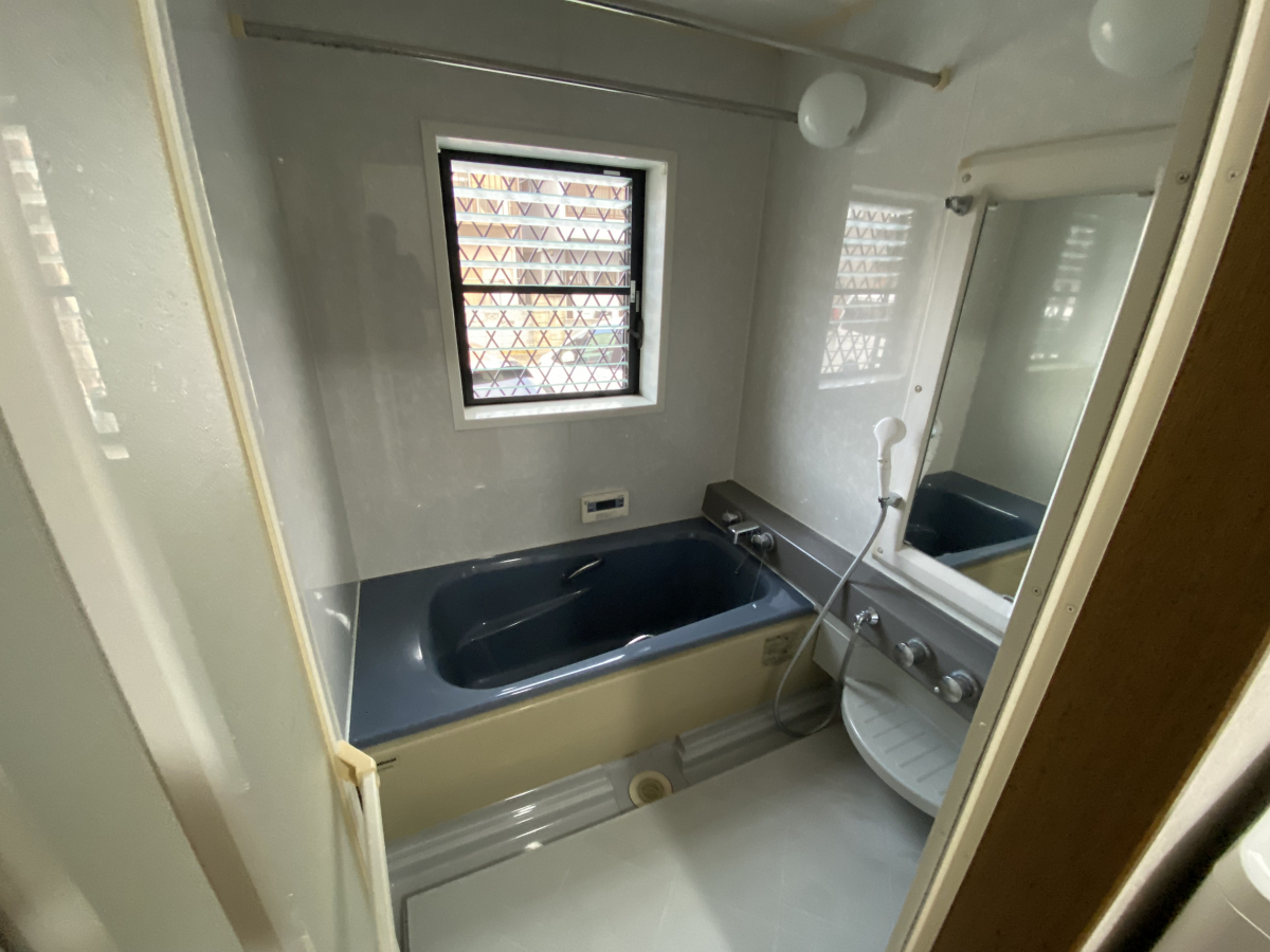 ヤスオ疊店の補助金活用でお得に｜T様邸システムバス施工事例の施工前の写真1