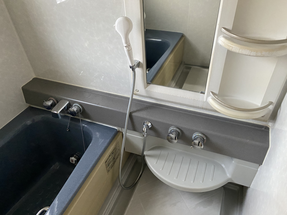 ヤスオ疊店の補助金活用でお得に｜T様邸システムバス施工事例の施工前の写真2