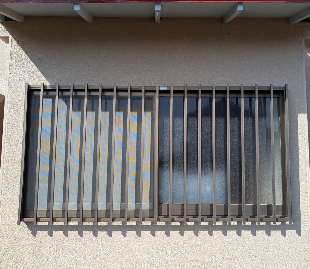 井山サッシ工業の【平塚市】補助金制度を利用してお得に快適！外窓交換の施工前の写真2