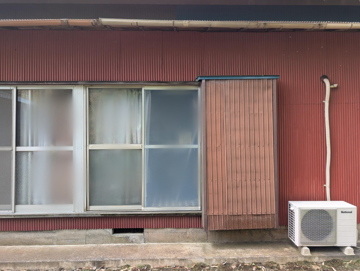 井山サッシ工業の【平塚市】補助金制度を利用してお得に快適！外窓交換の施工前の写真2