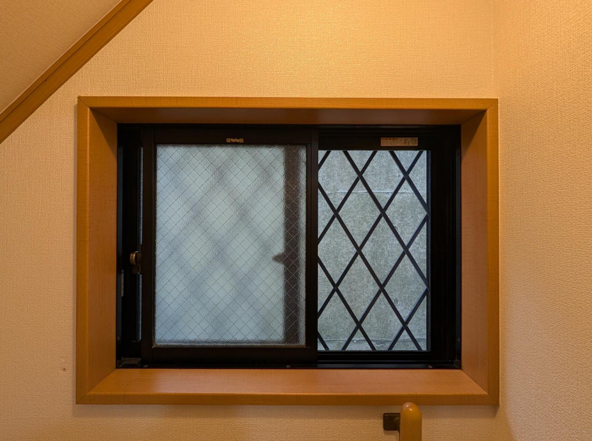 井山サッシ工業の【横浜市】内窓で気密性UP！補助金制度を利用してお得に快適！の施工前の写真1