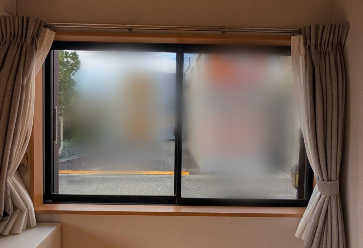 井山サッシ工業の【横浜市】内窓で気密性UP！補助金制度を利用してお得に快適！の施工前の写真2