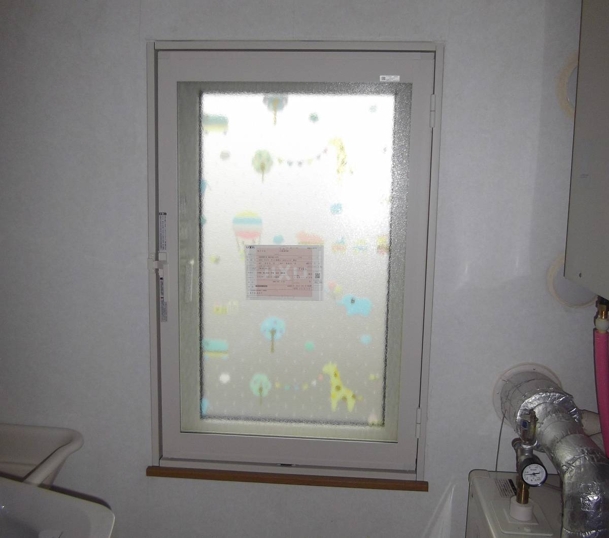 住まいの工事屋さんの開き窓タイプの内窓です。の施工後の写真2