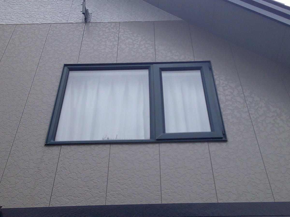 住まいの工事屋さんのトリプルへ交換しました。の施工前の写真3
